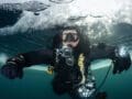 Buceo con traje seco en La Herradura
